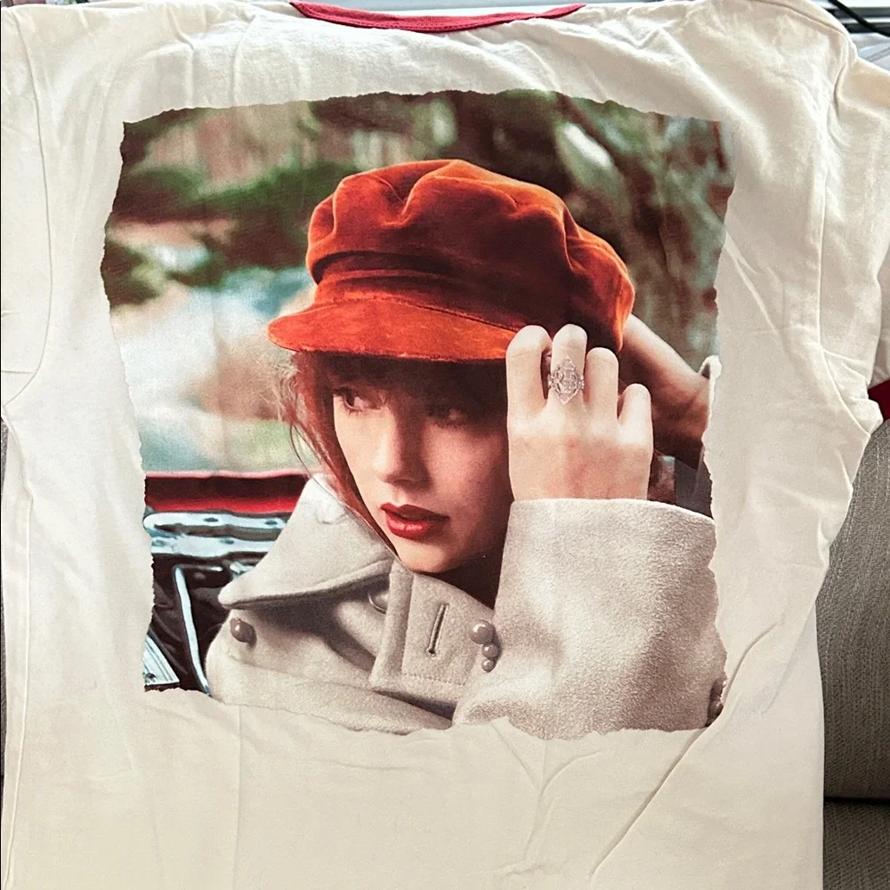 Taylor Swift RED (TV) Ringer Tee - Picture 3 of 3